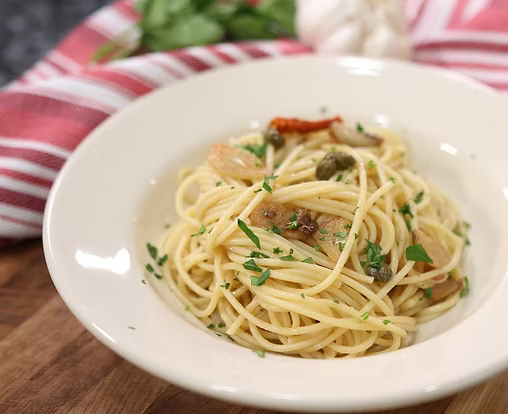 Spaghetti with Anchovies and Capers